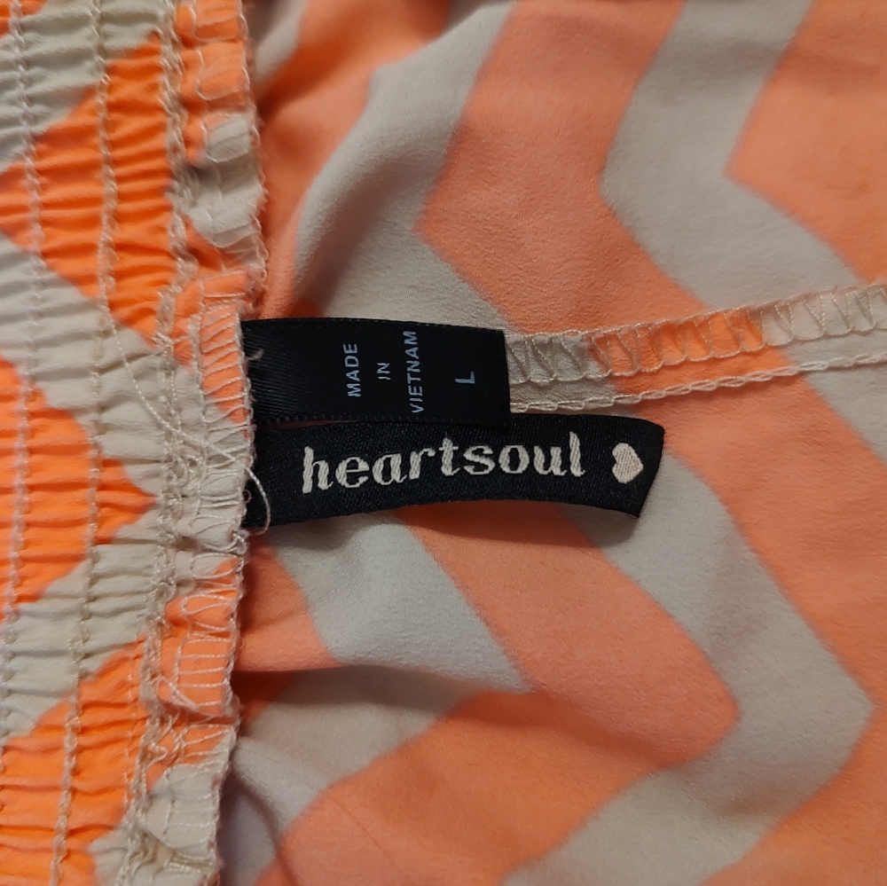 Shorts - Picture 2 of 3